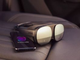 Синхронизация Vive Flow от HTC с движением автомобиля без «побочного эффекта» стала реальностью